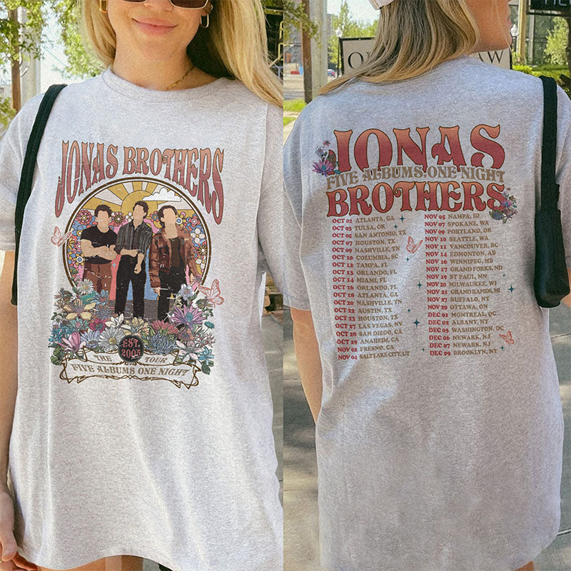 Jonas Retro 90's Graphic Print T-shirt